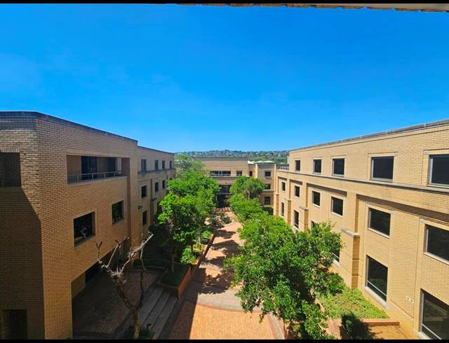 BUSINESS PROPERTY TO RENT IN NIEUW MUCKLENEUK